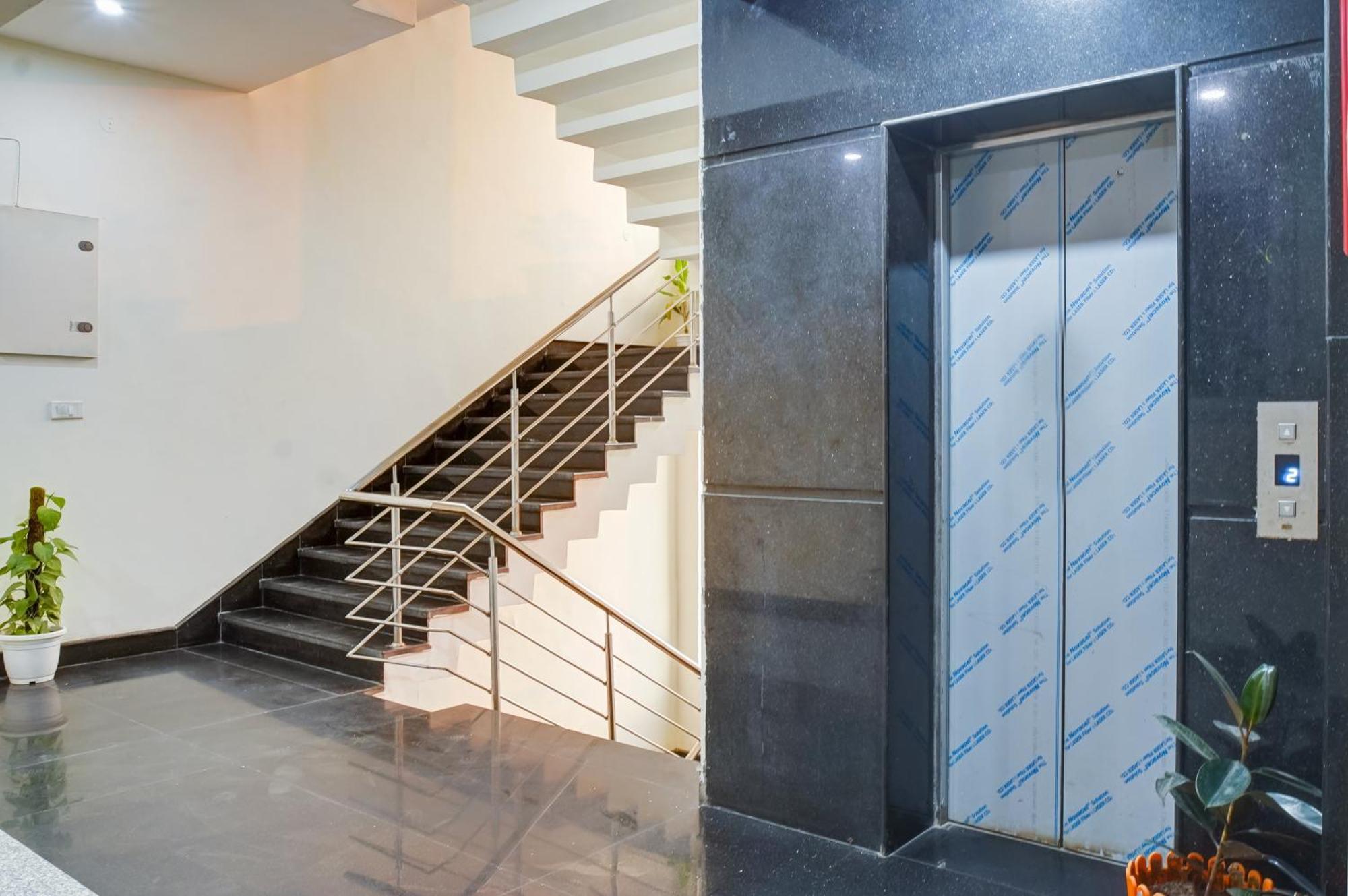 Hotel Noida Express المظهر الخارجي الصورة